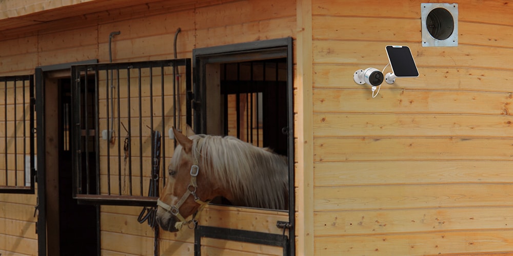 Reolink Go Farm Security Camera Monitors Farm