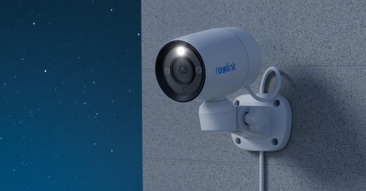 P330P - 4K 180° Pan Rotation PoE Camera with Auto Tracking | Reolink ...