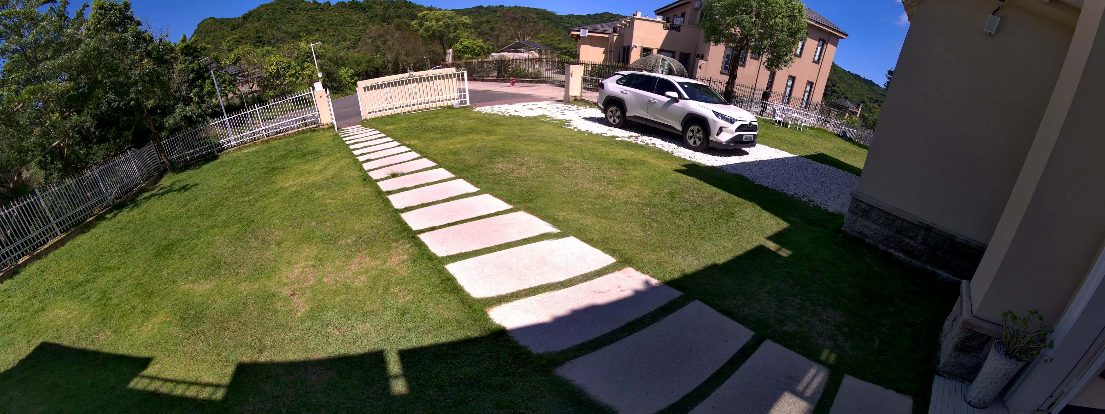 Reolink Duo 2 PoE - Dual-Lens Panoramic Security Camera | Reolink