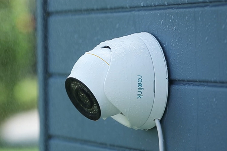 Reolink RLK16-1200D8-A 8 Dome Camera 12MP PoE Surveillance Kit, 4TB