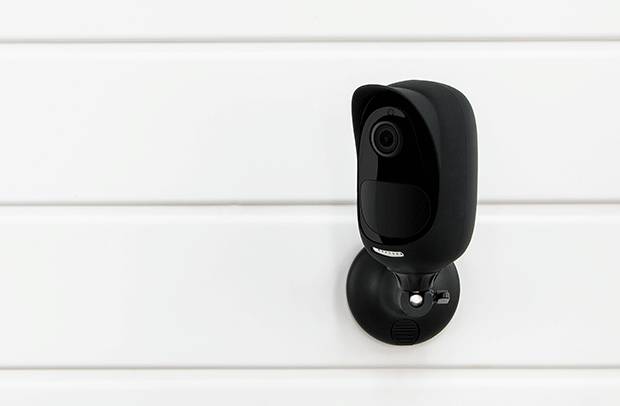 Argus 2用のReolinkソーラーパネルと壁掛けマウントを購入する