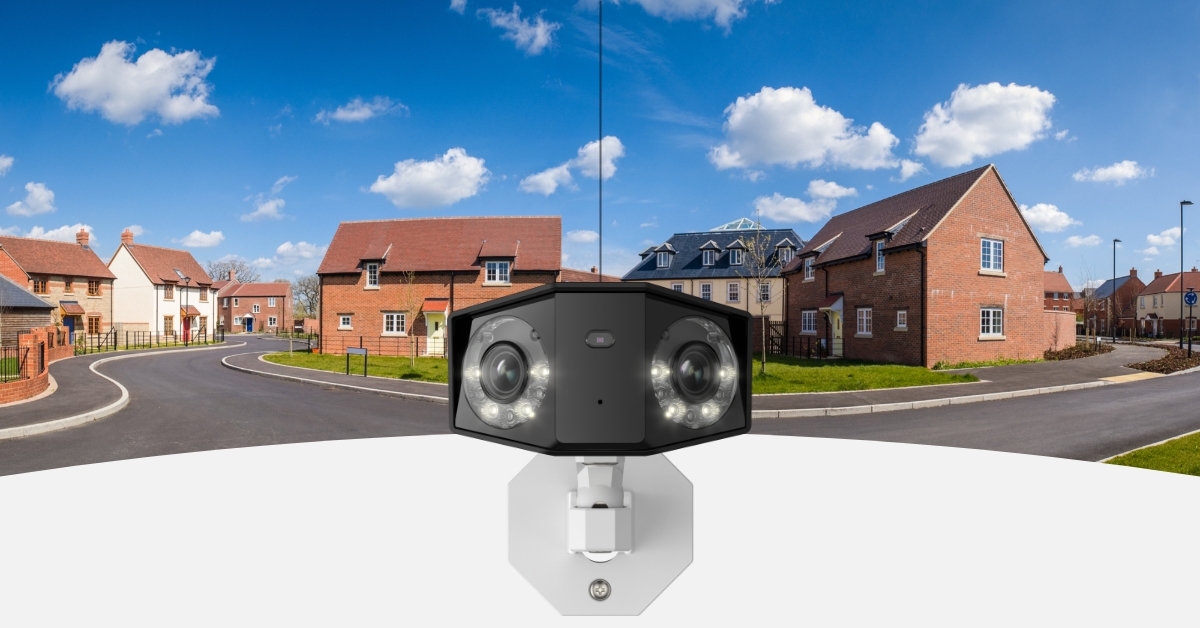 Reolink Dual is a security camera with dual-lens system, with 150° Viewing Angle
