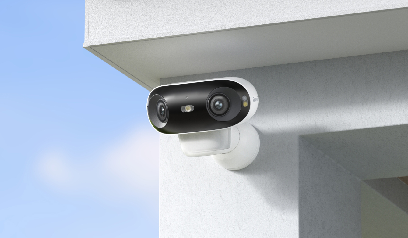 Argus 4 - 4K 180° dual-lens Wi-Fi 6 4K Solar battery camera with